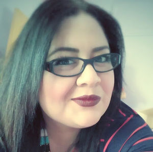 Meet your Posher, Fatima